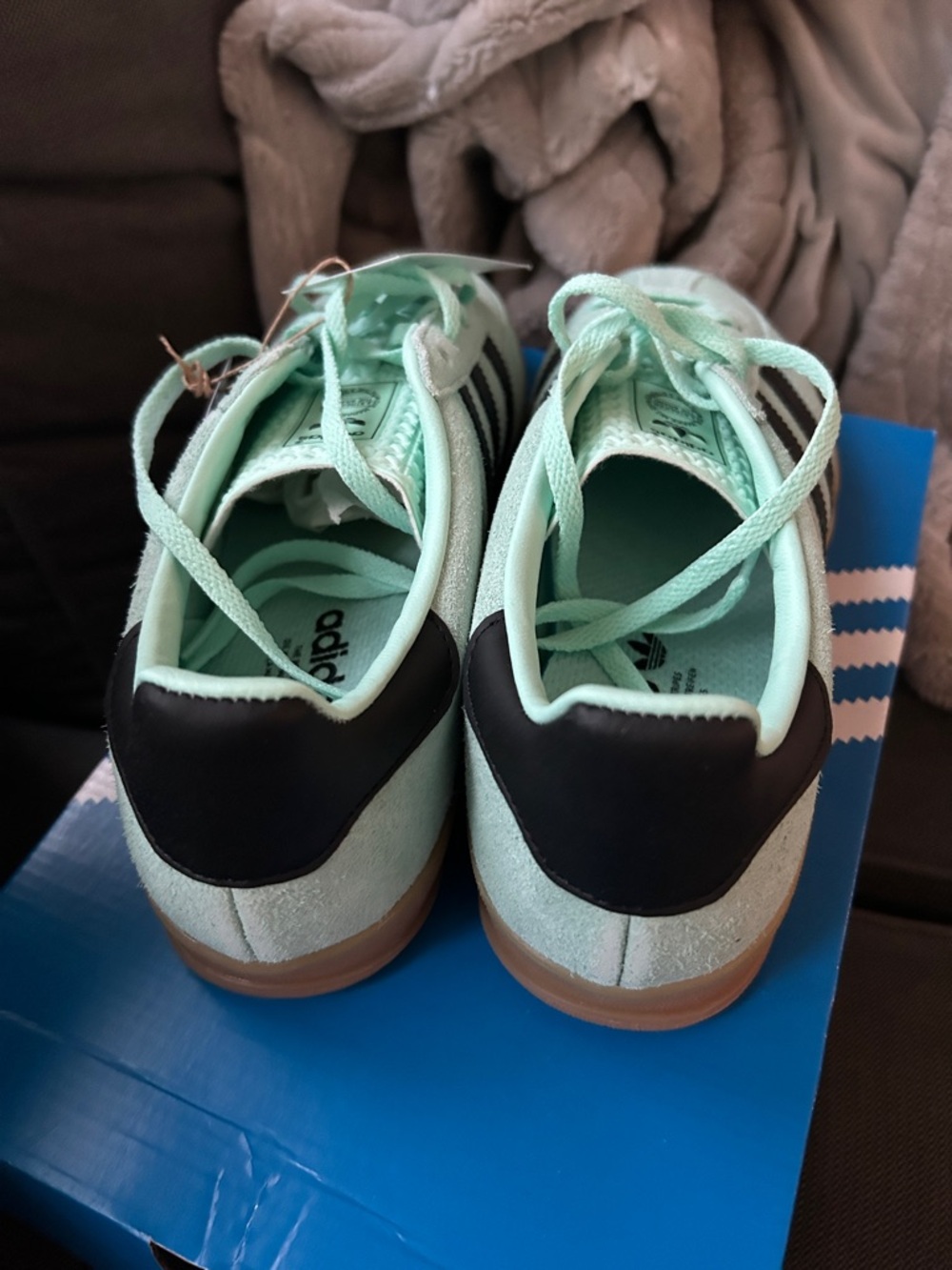 adidas mint green 7.5 Gazelle Indoor Shoe Box with Trefoil Logo NIB - Picture 4 of 6